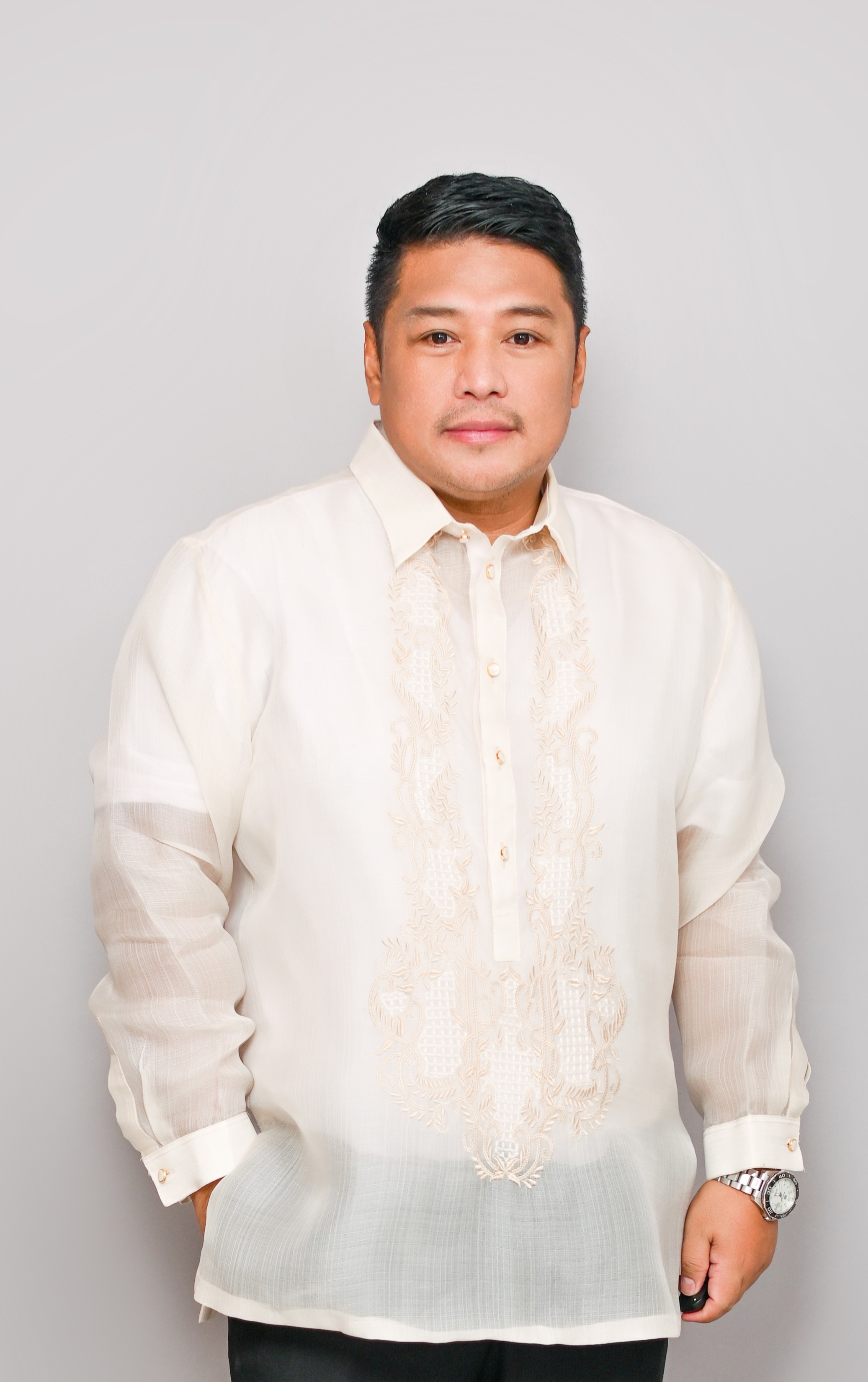 James Amparo
